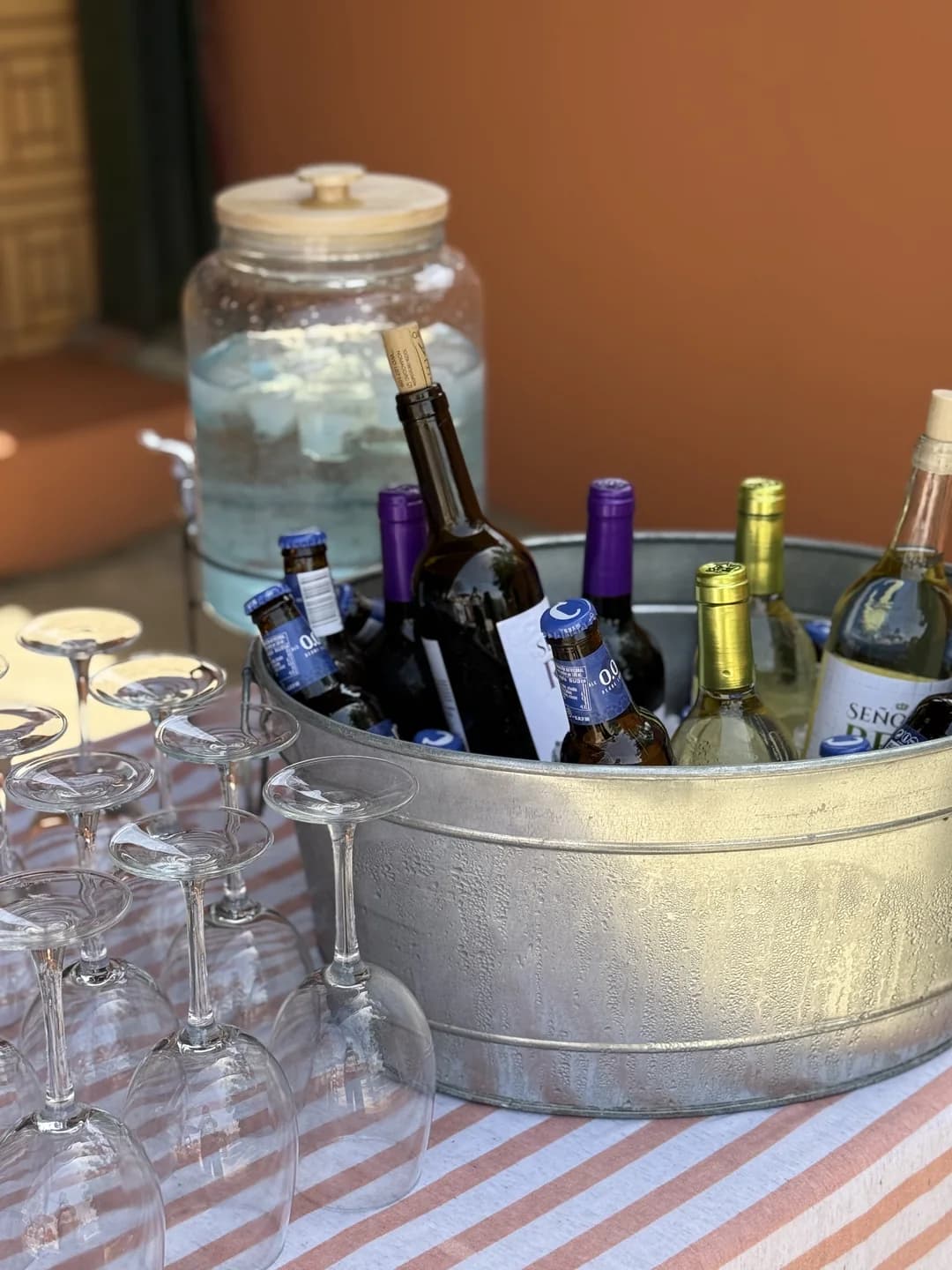 Servicio de bebidas de La Valensiana en un evento